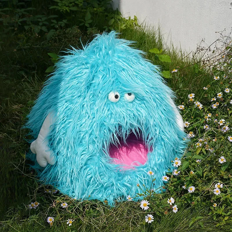 ZEZE Blue Monster Cat Bed – Plush Enclosed Hideaway with Cosy Cushion