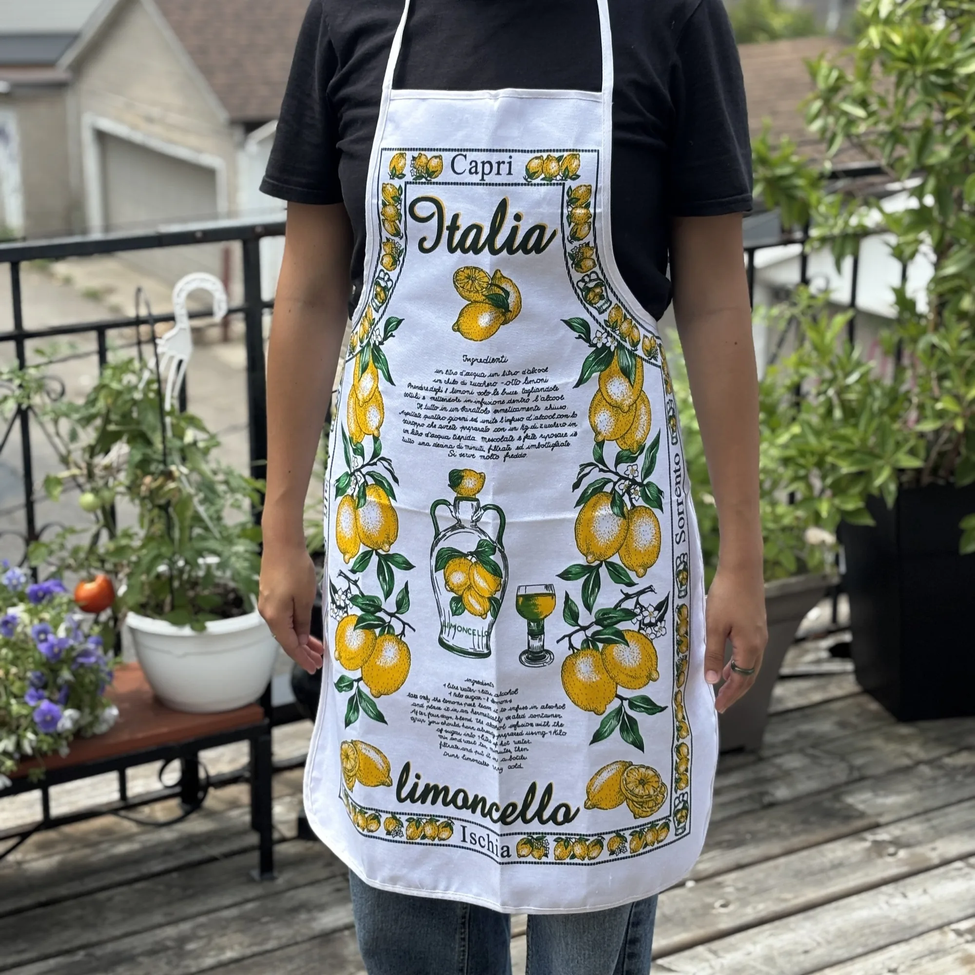How to Use Limoncello Apron for Cocktail Making