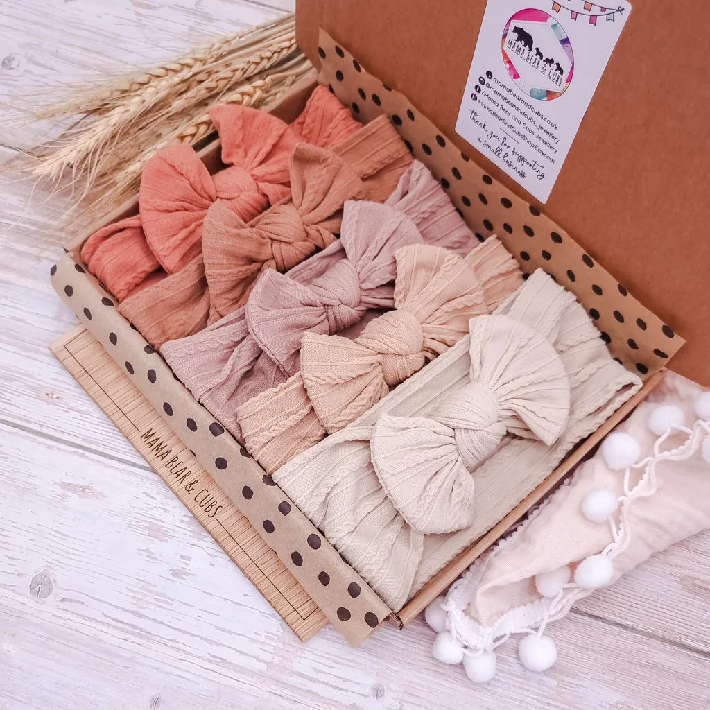Neutral Bow Bundle x5: How to Match Baby Outfits