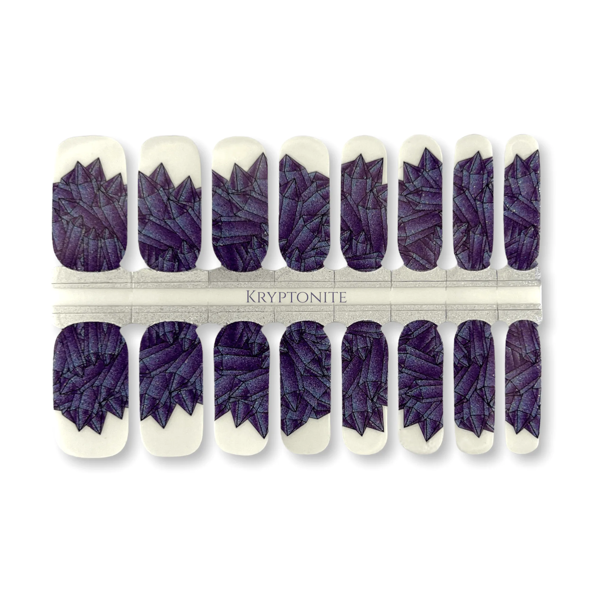 French-Maniküre-Look mit Nail Wraps erstellen