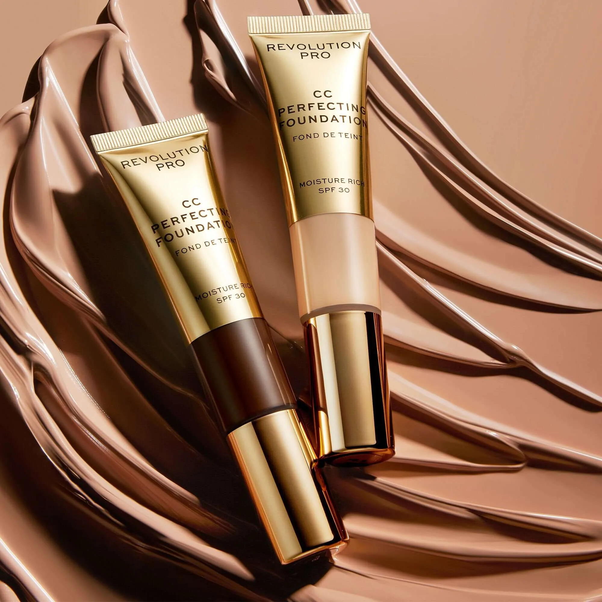 Hyaluronic Acid Serum vs. Glycerin Serum: Which Hydrates Better?