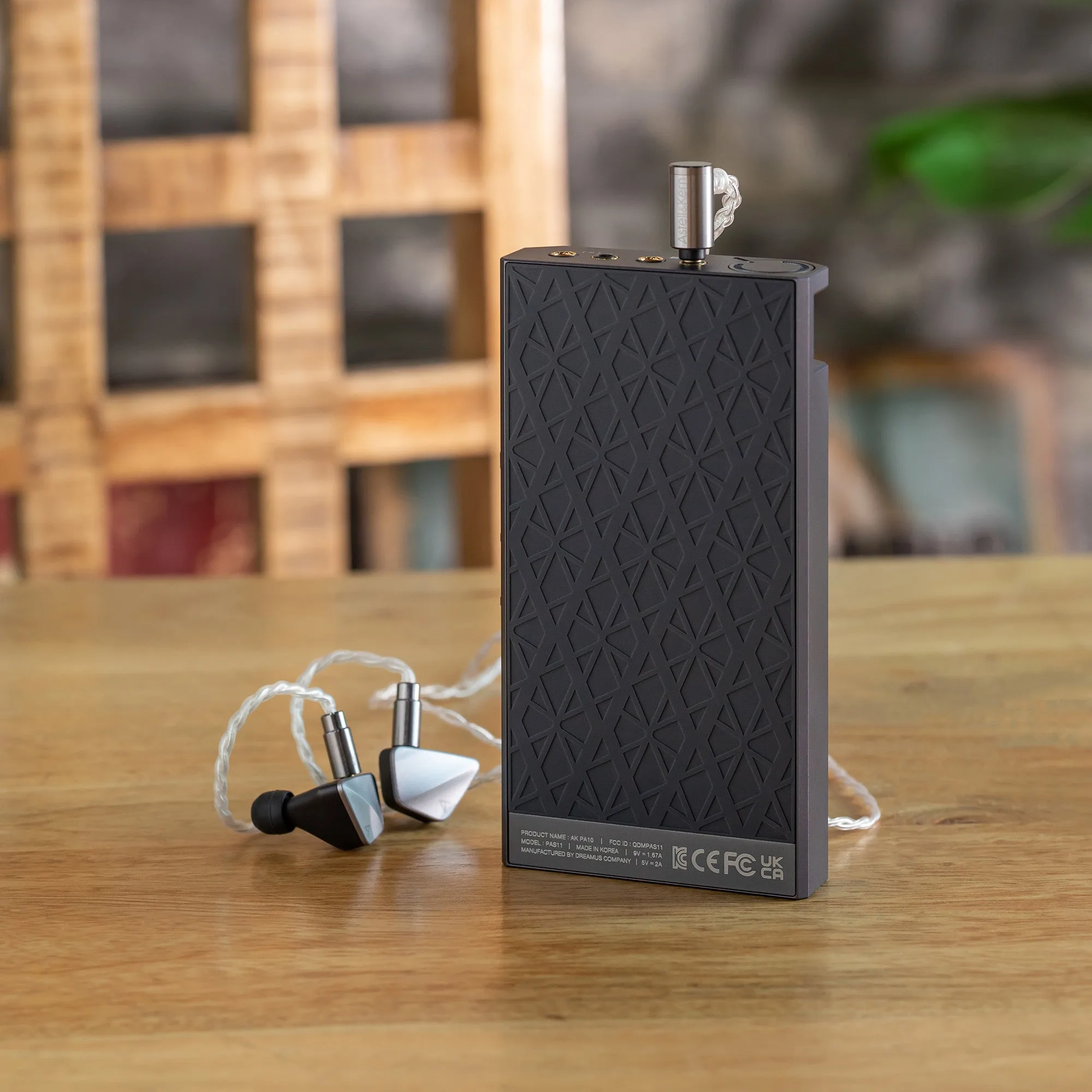 Astell&Kern PA10: شرح ميزات مضخم السماعات المحمول