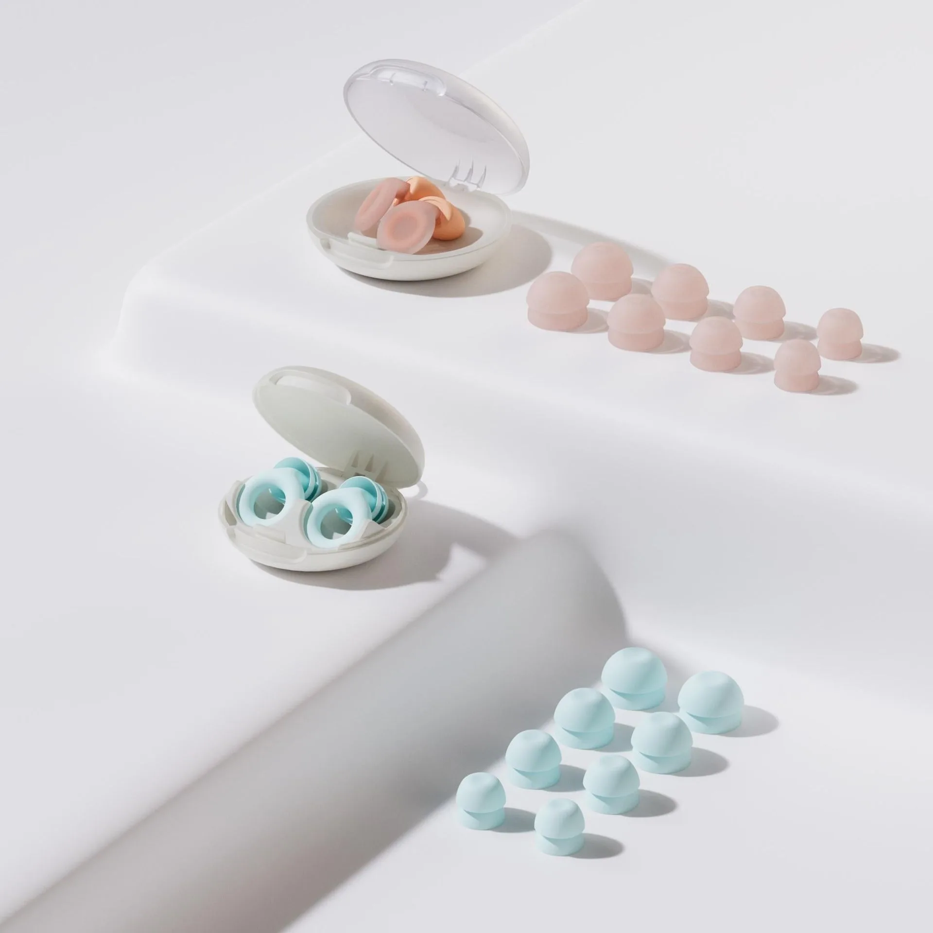 The Best Earplugs for Studying in a Noisy Coffee Shop: A Comparative Guide