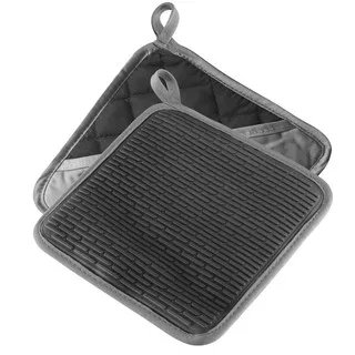 2 Pot holders