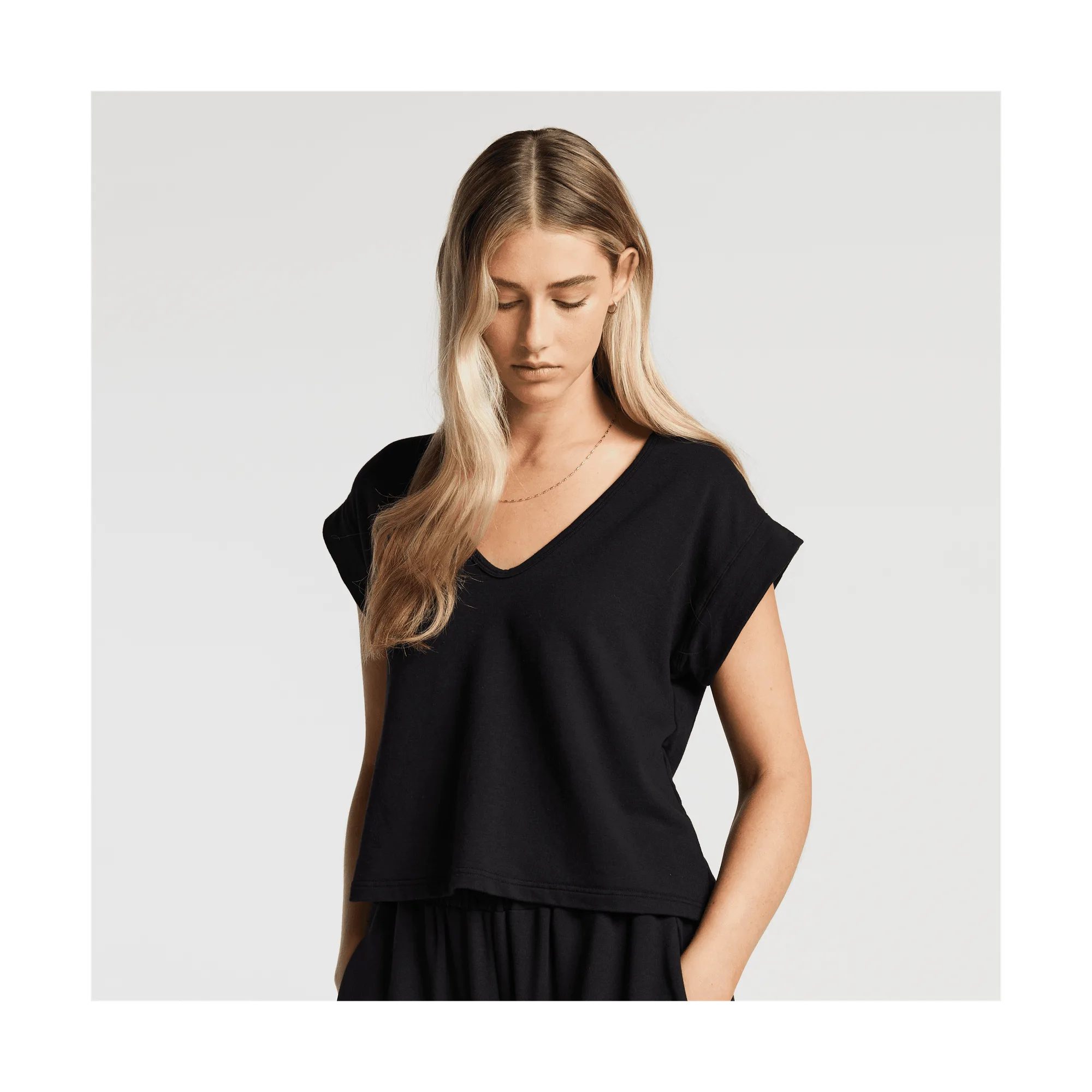 Sevilla Top Fabric Guide for Travel and Care