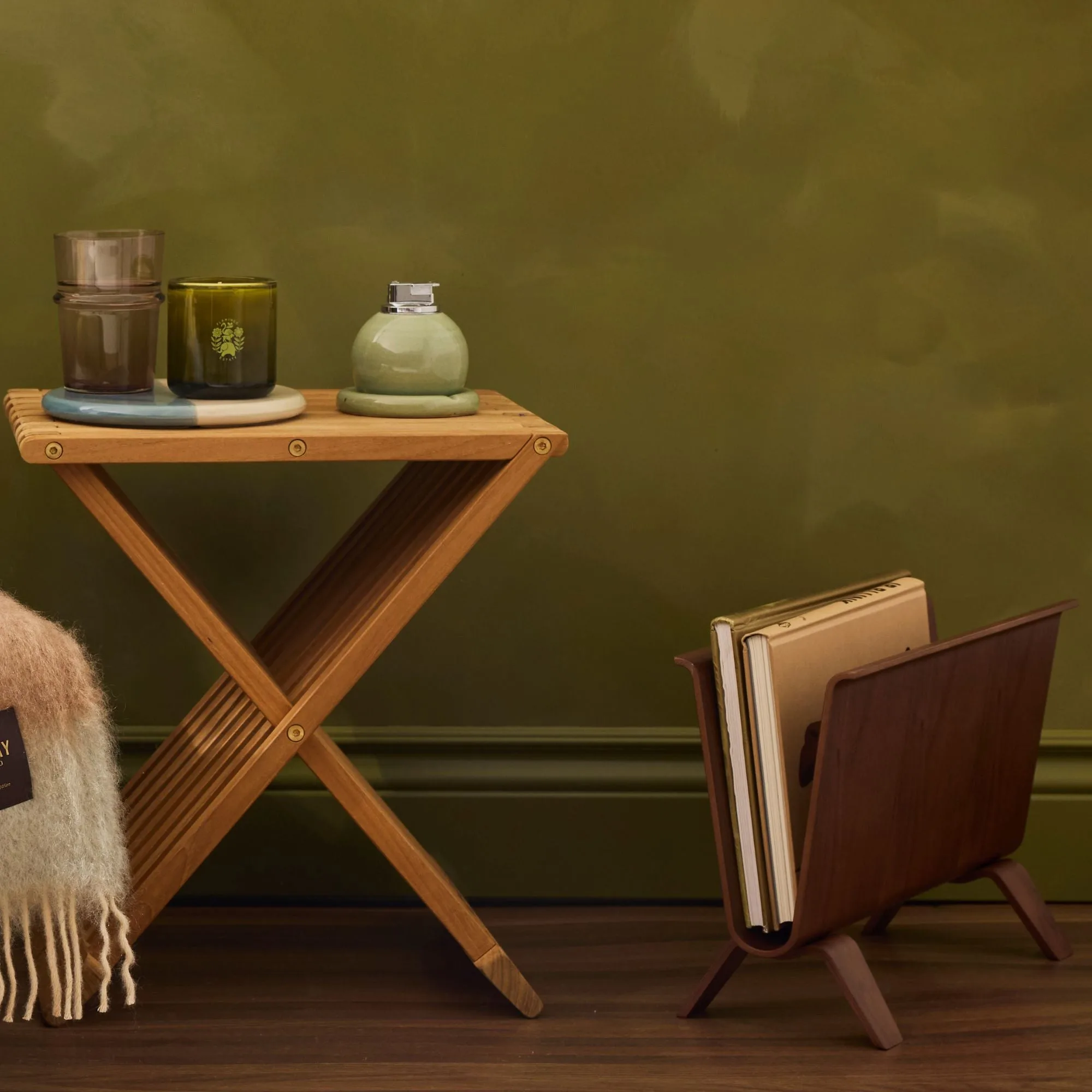 Fionia Stool