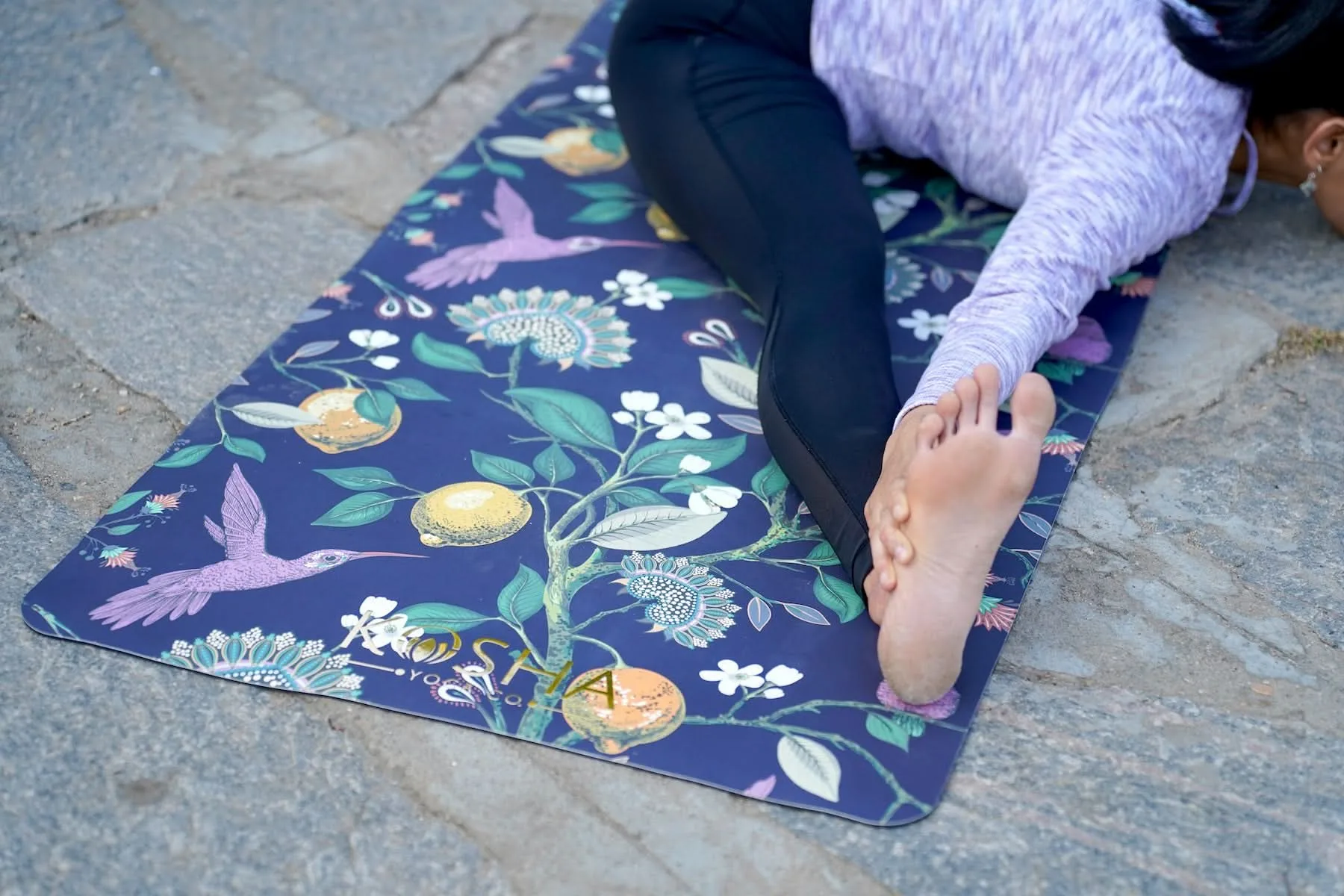 Cómo elegir una esterilla de yoga para practicar de noche
