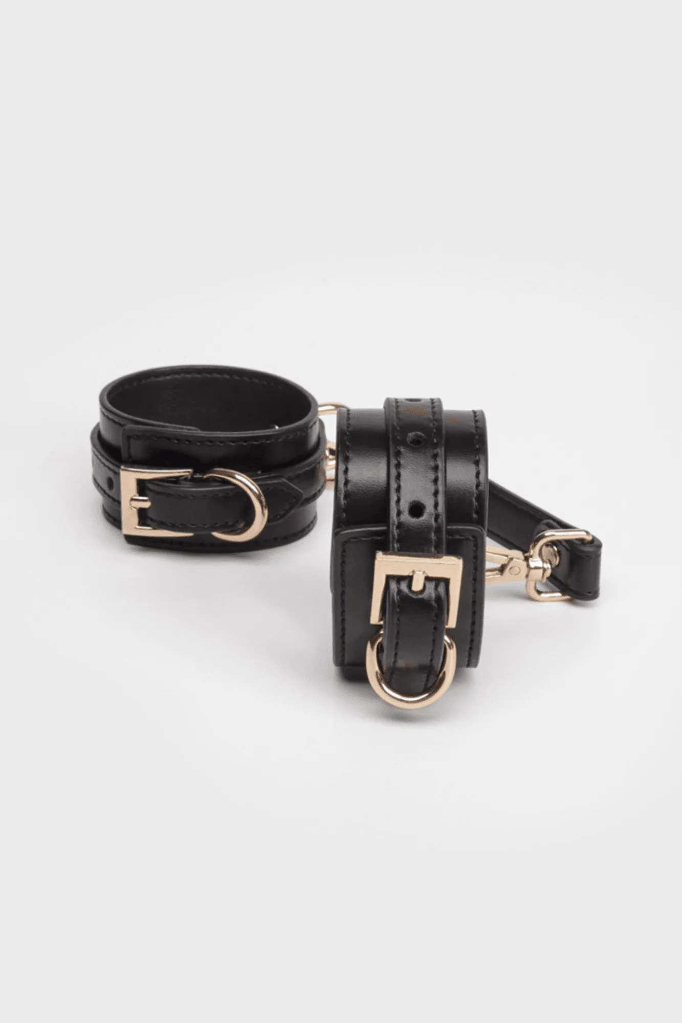 Vegan Leather Bondage Cuffs: What to Know Before Buying