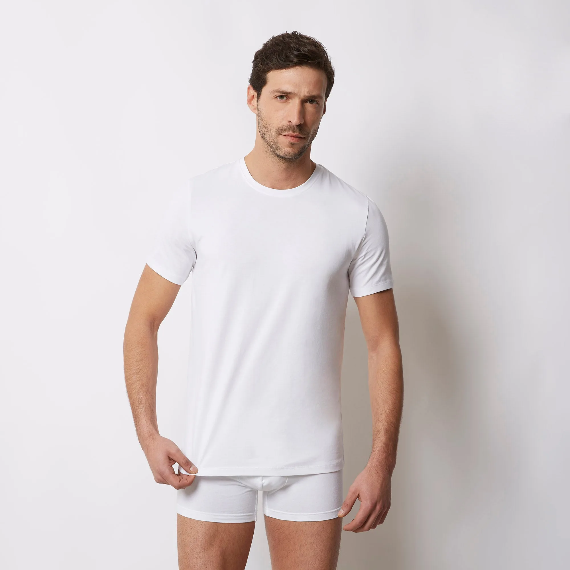 Cuidados com t-shirt de algodão masculina: dicas de tecido antibacteriano