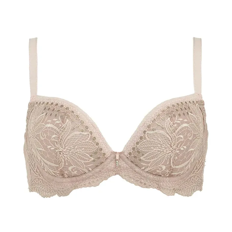 Naomi Push-Up Plunge Bra 26S1: Fit and Styling Tips