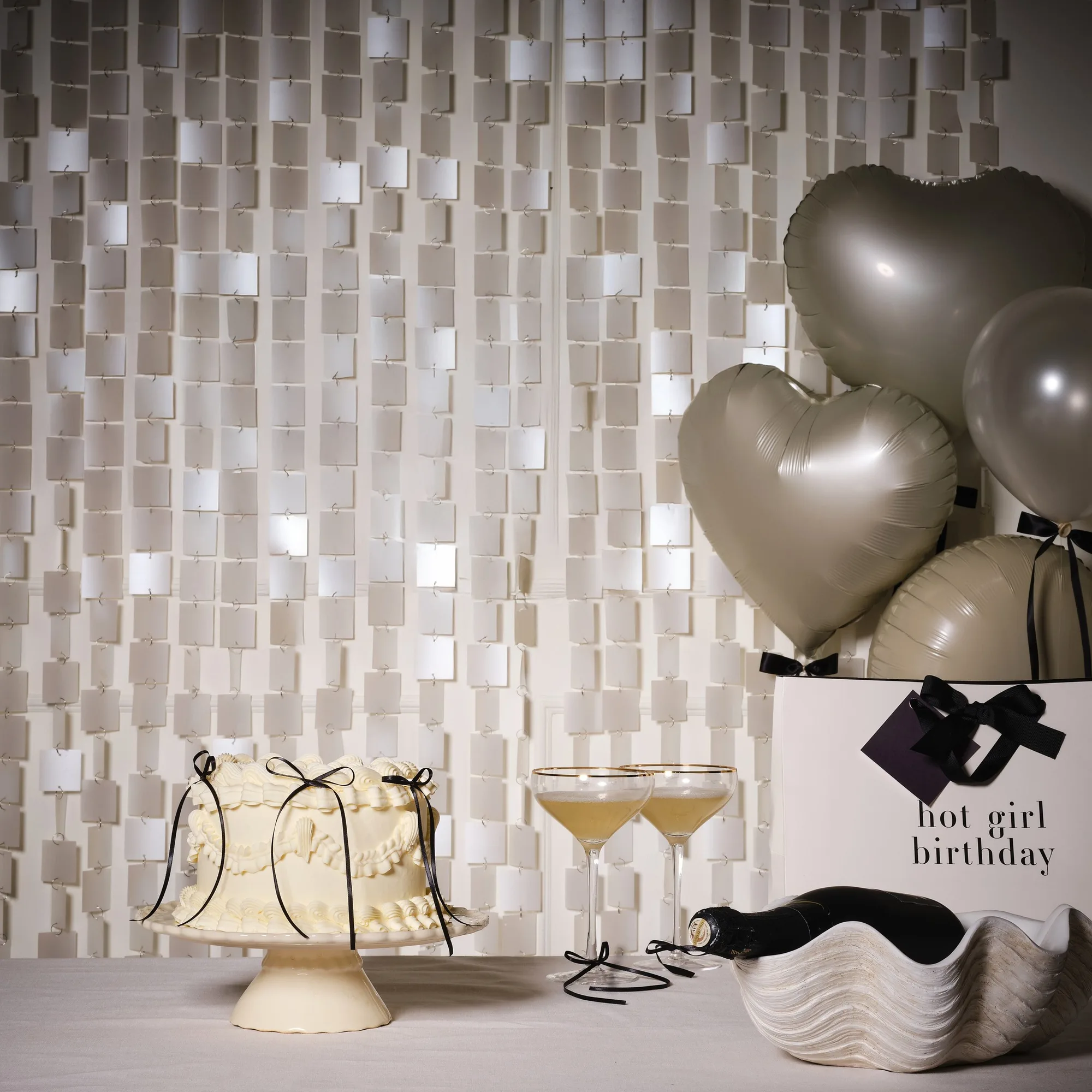 Sequins vs Pearls: Which Backdrop Shines for Parties?