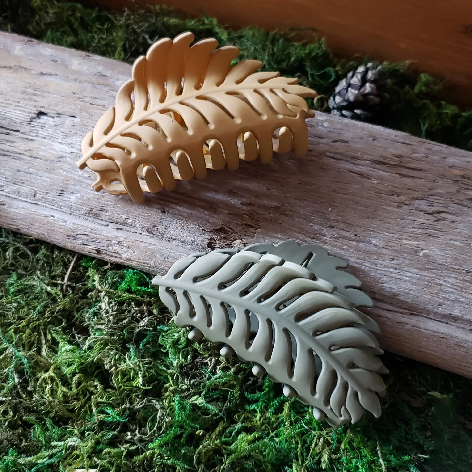 Fern Leaf Claw Hair Clip
