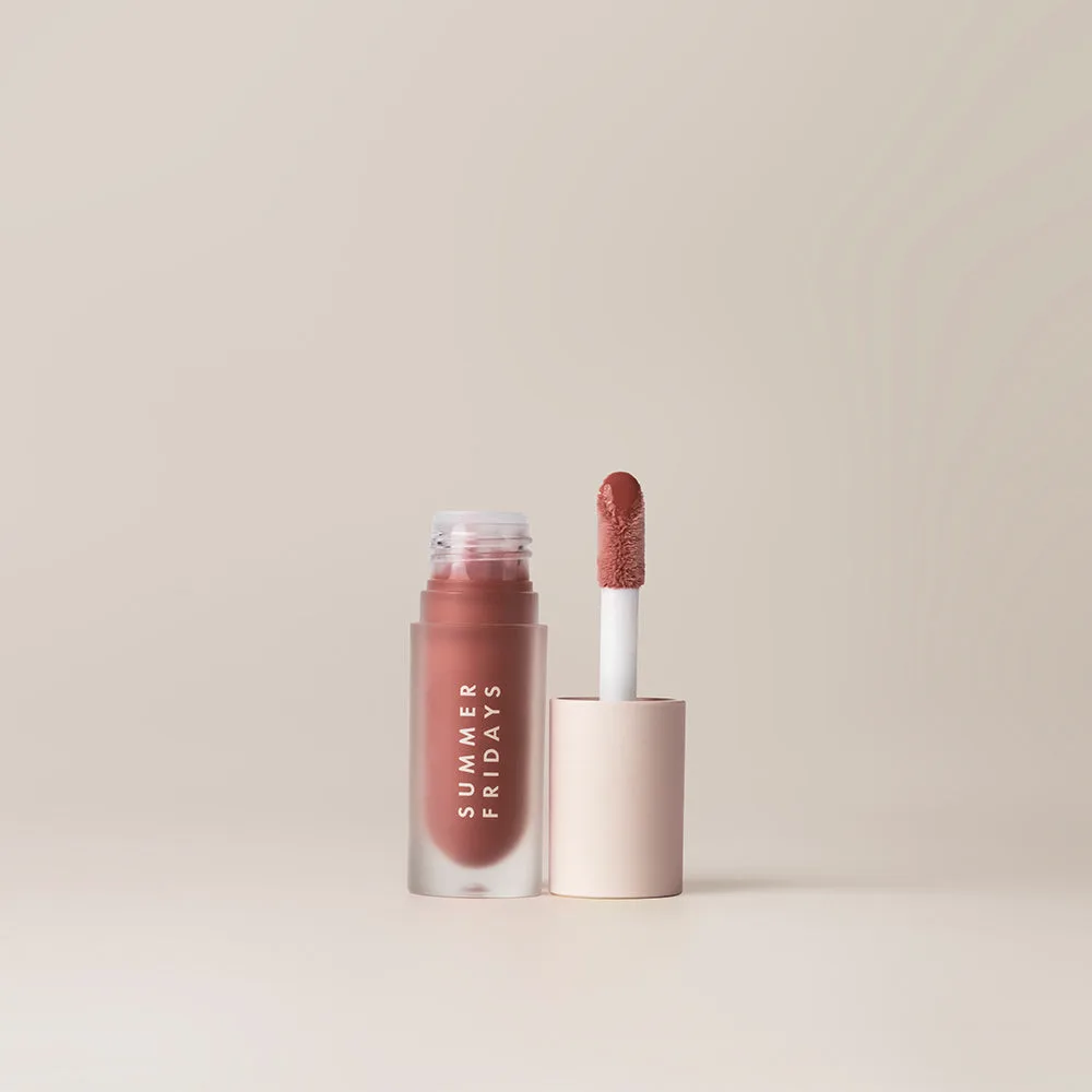 วิธีใช้ Dream Lip Oil Blush Dreams เพื่อริมฝีปากเงางาม