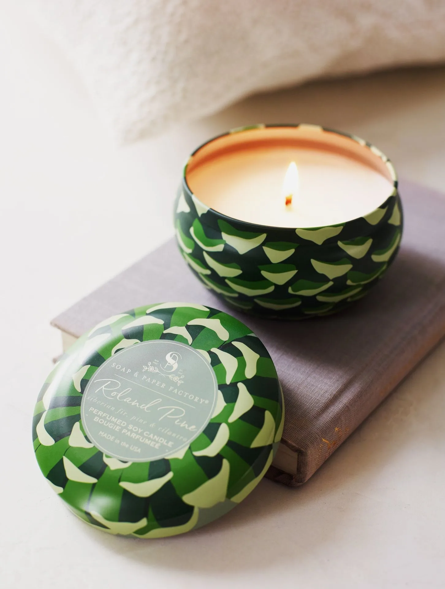 How to Care for Your Candle Jars: Cleaning, Reusing, and Upcycling Ideas