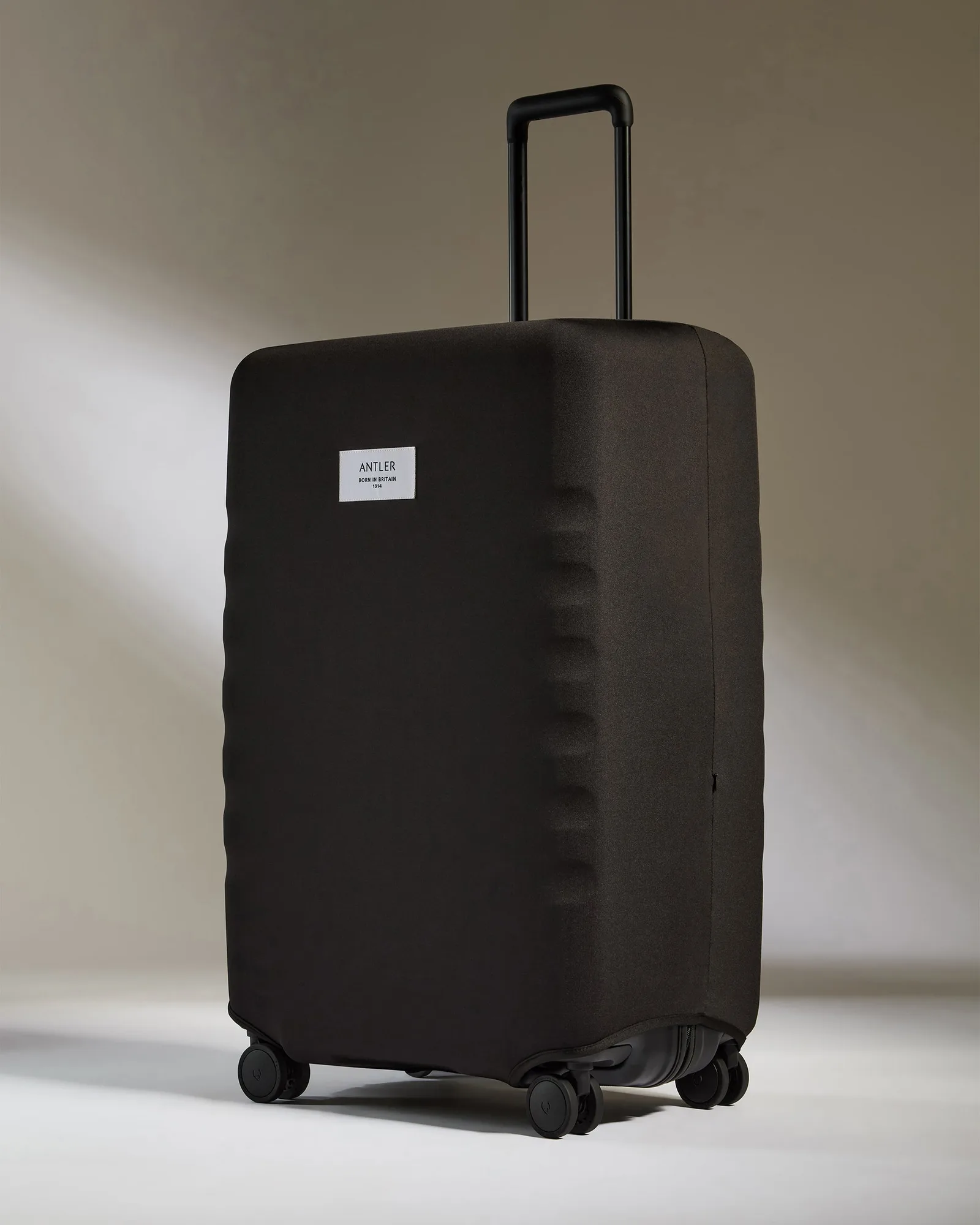 How to Clean a Luggage Cover: Simple Care Steps