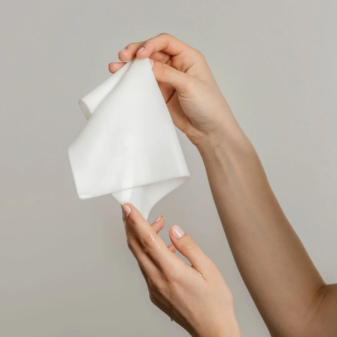 Como usar o limpador de microesfoliação Re-White Age Control