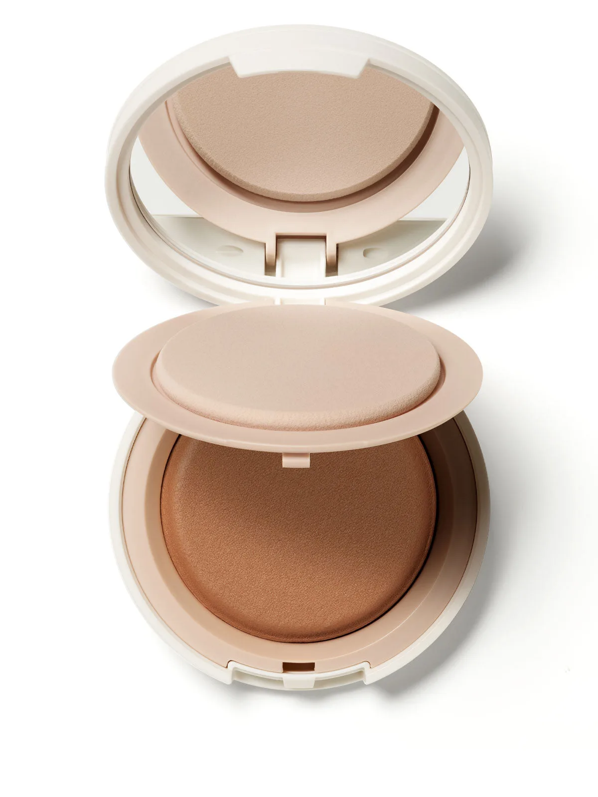 Soft Focus Finishing Powder vs. Setting Powder: What's the Difference?