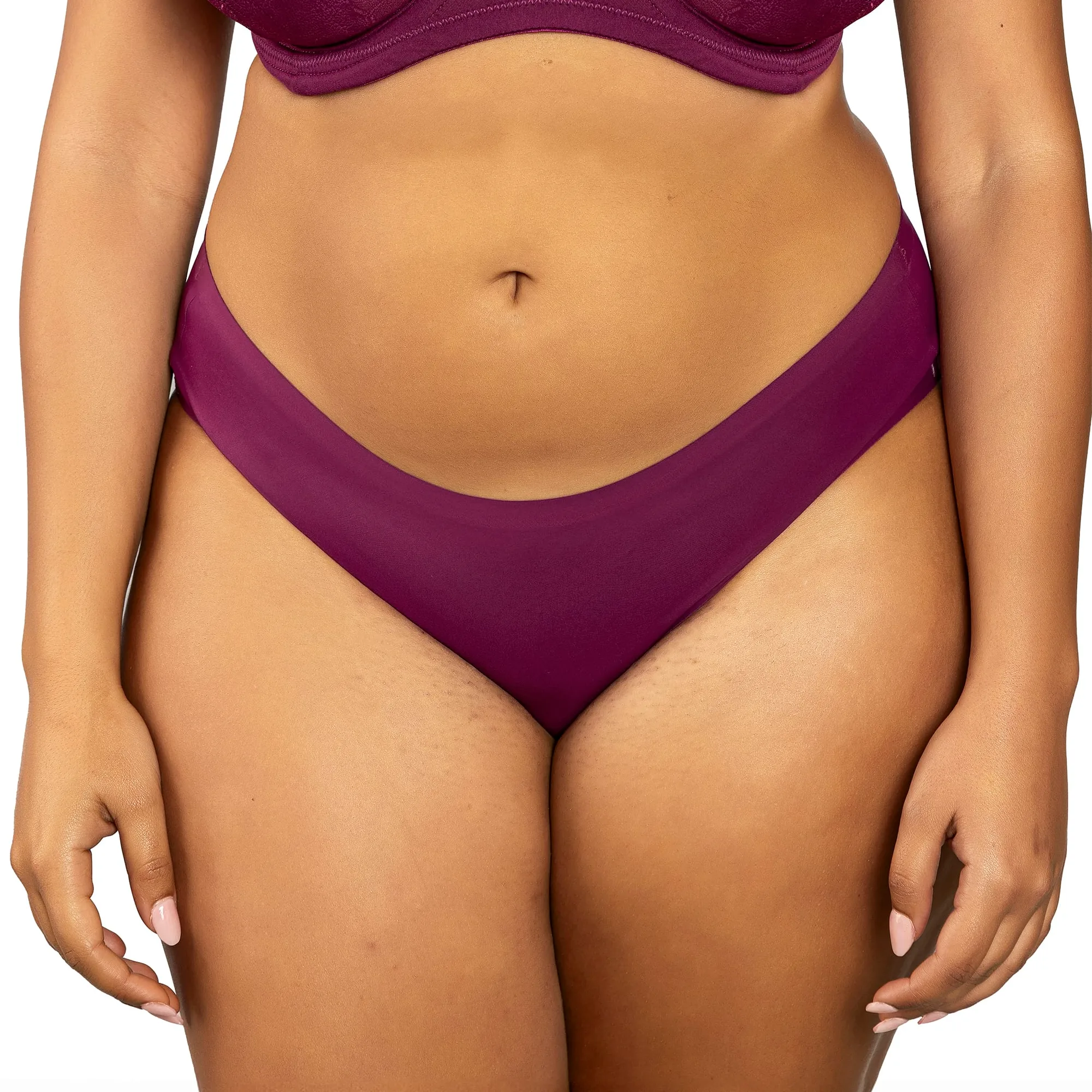 Hipster senza cuciture vs. bikini: qual è la mutanda migliore?