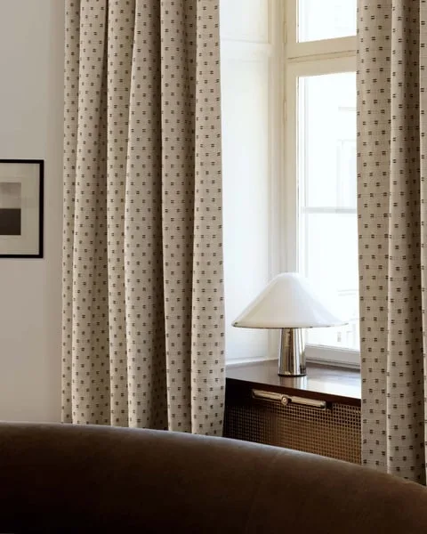 The Best Way to Vacuum a Crown Rug: Expert Tips for Nordic Knots Rugs