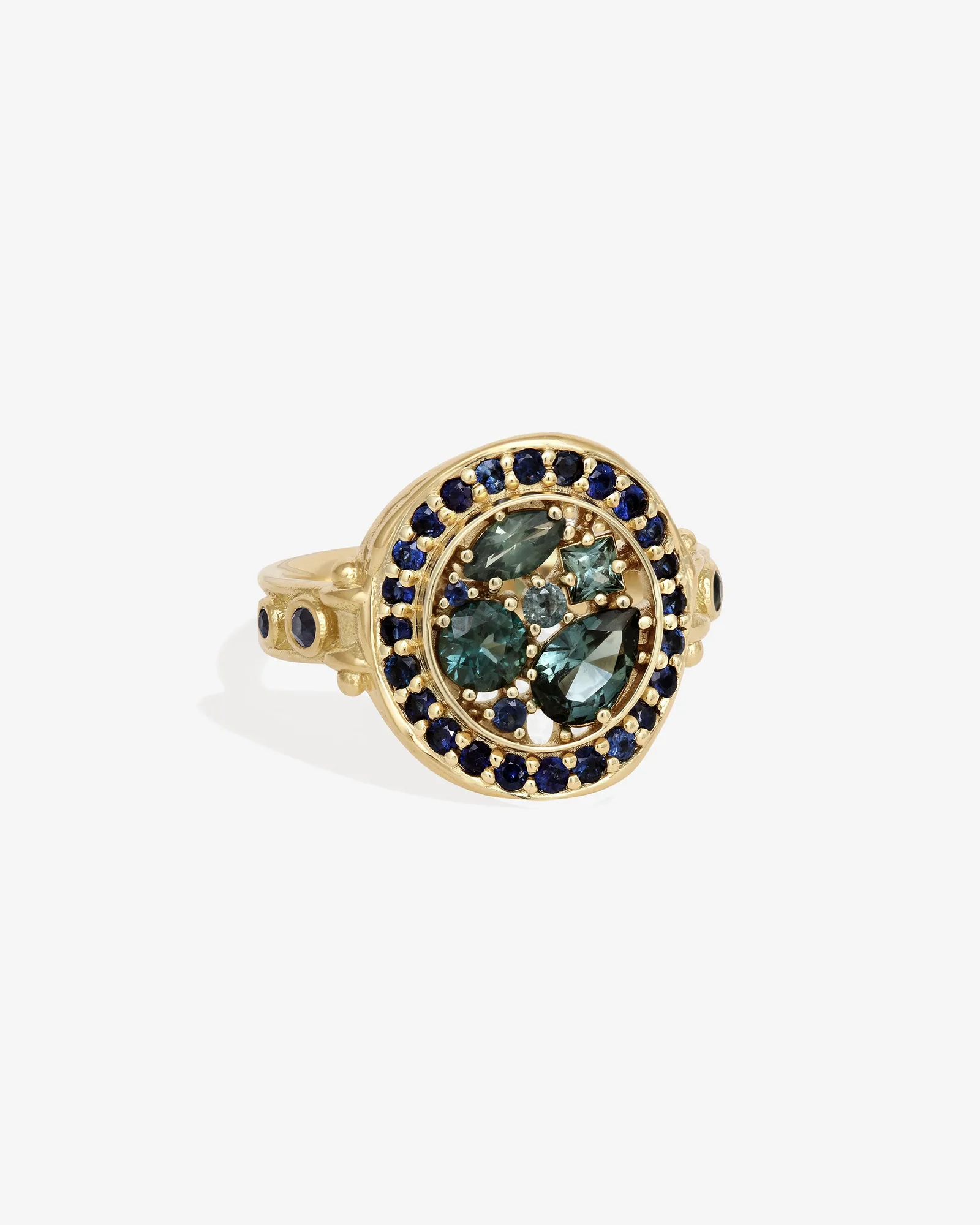 The Best Earring Styles for Sensitive Ears: Hypoallergenic Options