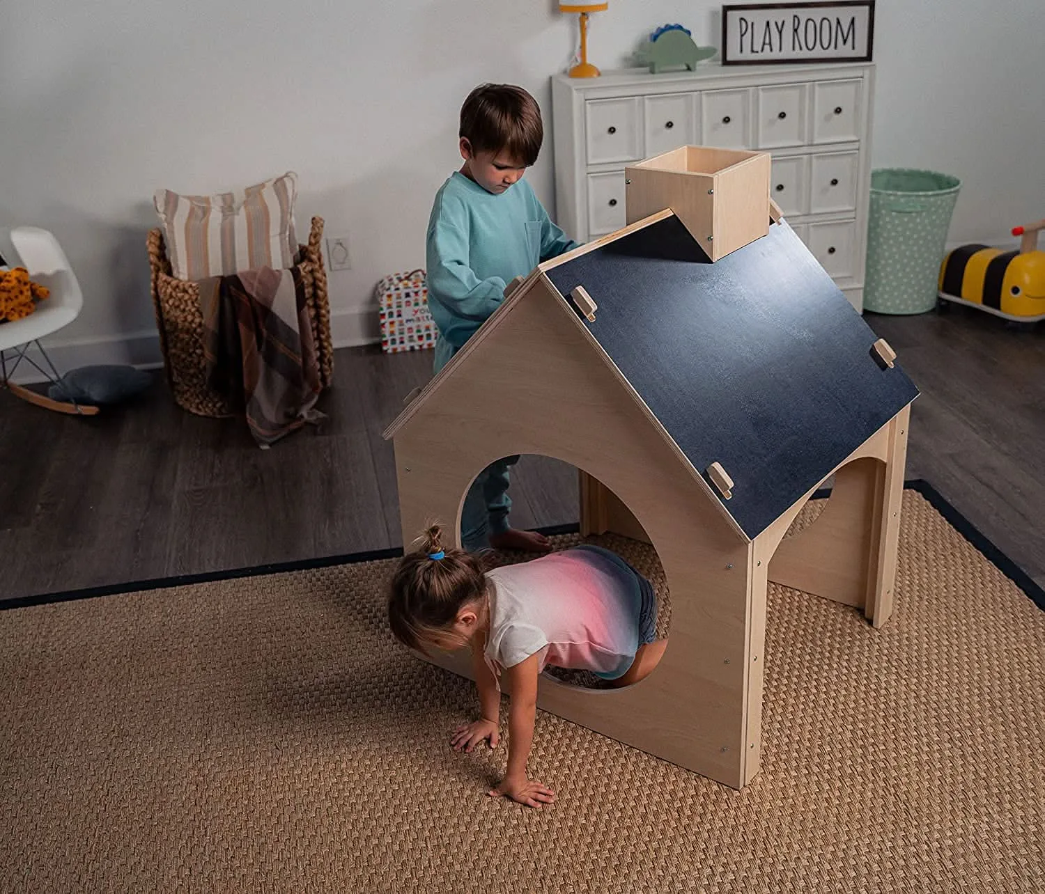 Evergreen – Cabane pour enfants avec toit tableau noir