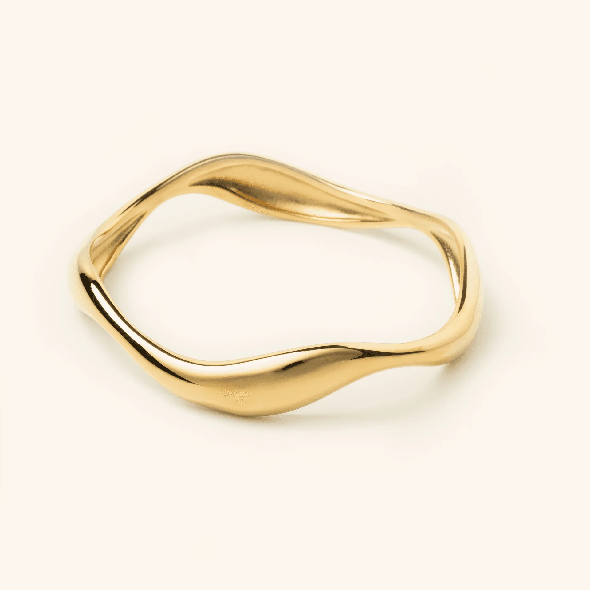 The Ultimate Guide to Choosing the Perfect Bracelet Size for Men and Women