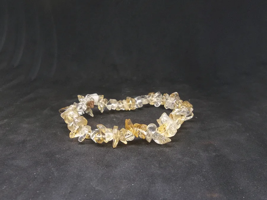Bracciale di citrino a schegge vs bracciale di perline: quale fa per te?