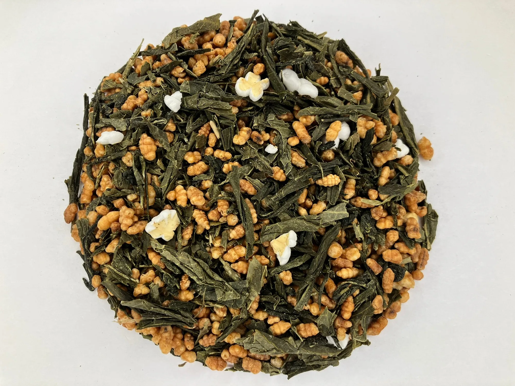 玄米茶與綠茶的比較:解析日本茶的堅果風味