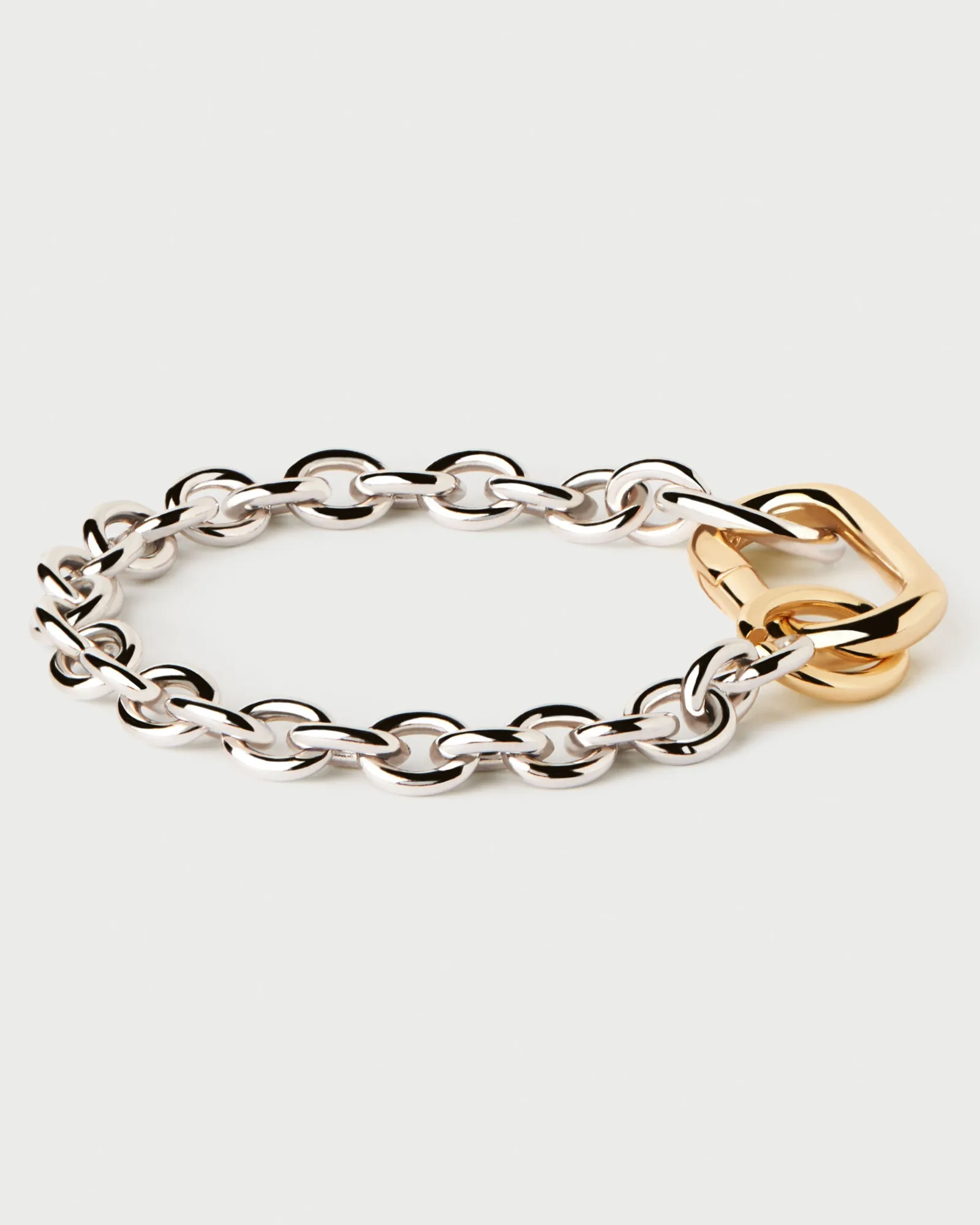 Beat Chain Bracelet Review: A Modern Take on Classic Chain Bracelets