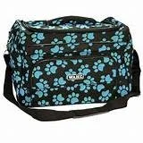 Préparer un sac de voyage pour le toilettage mobile de votre animal