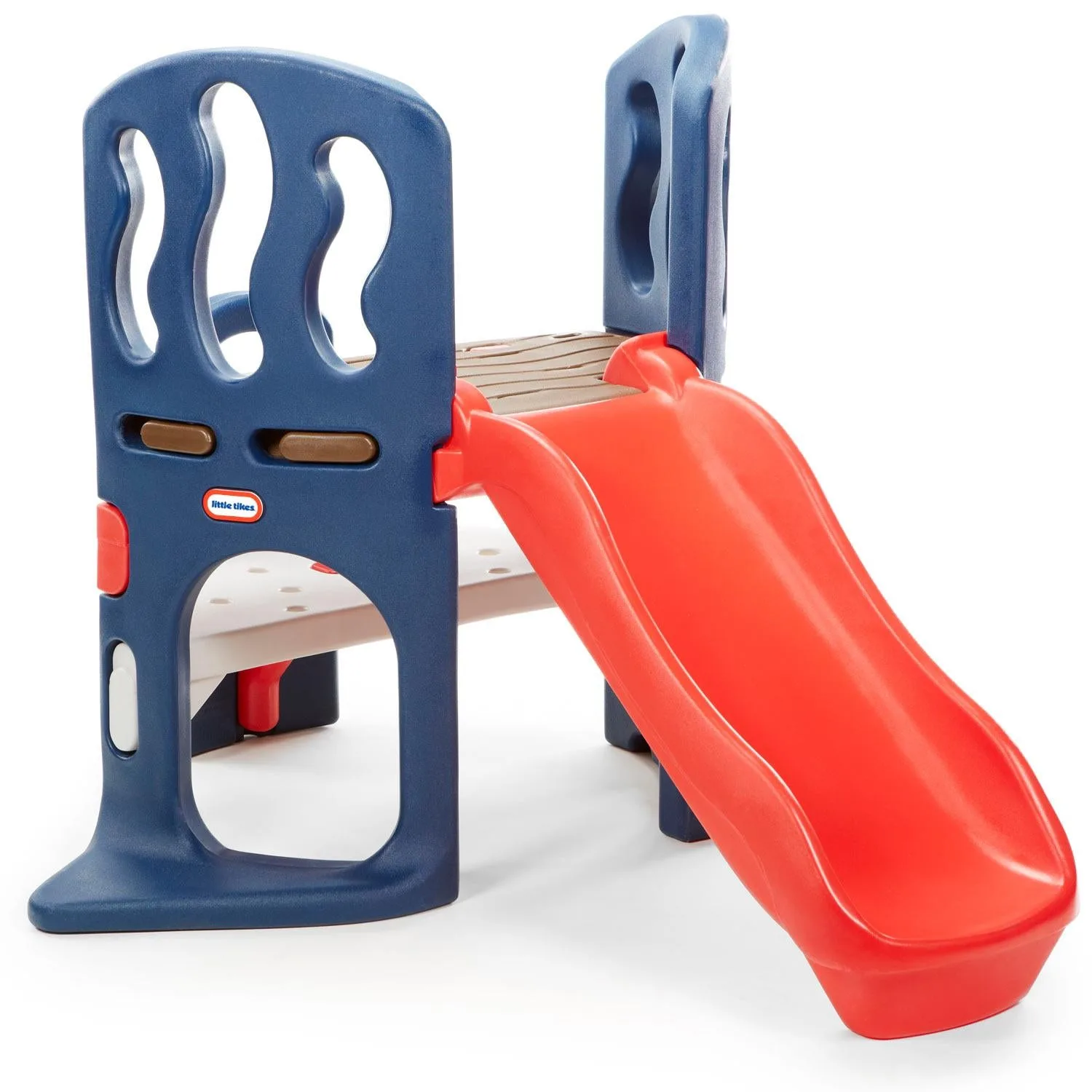 Apprendre à grimper sur le toboggan Hide & Slide