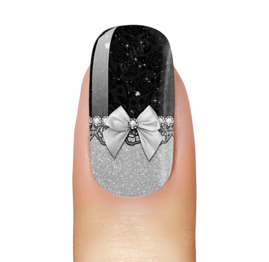 طريقة تطبيق Nagelfolie Midnight وBows بدون تجاعيد