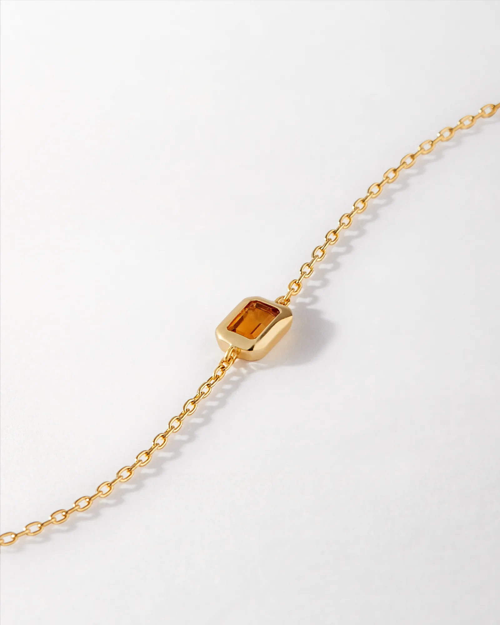 September Birthstone Jewelry: Sapphire Meanings, Colors, and Buying Guide