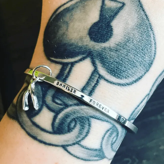How to Choose a Bracelet Size for a Personalised Bangle