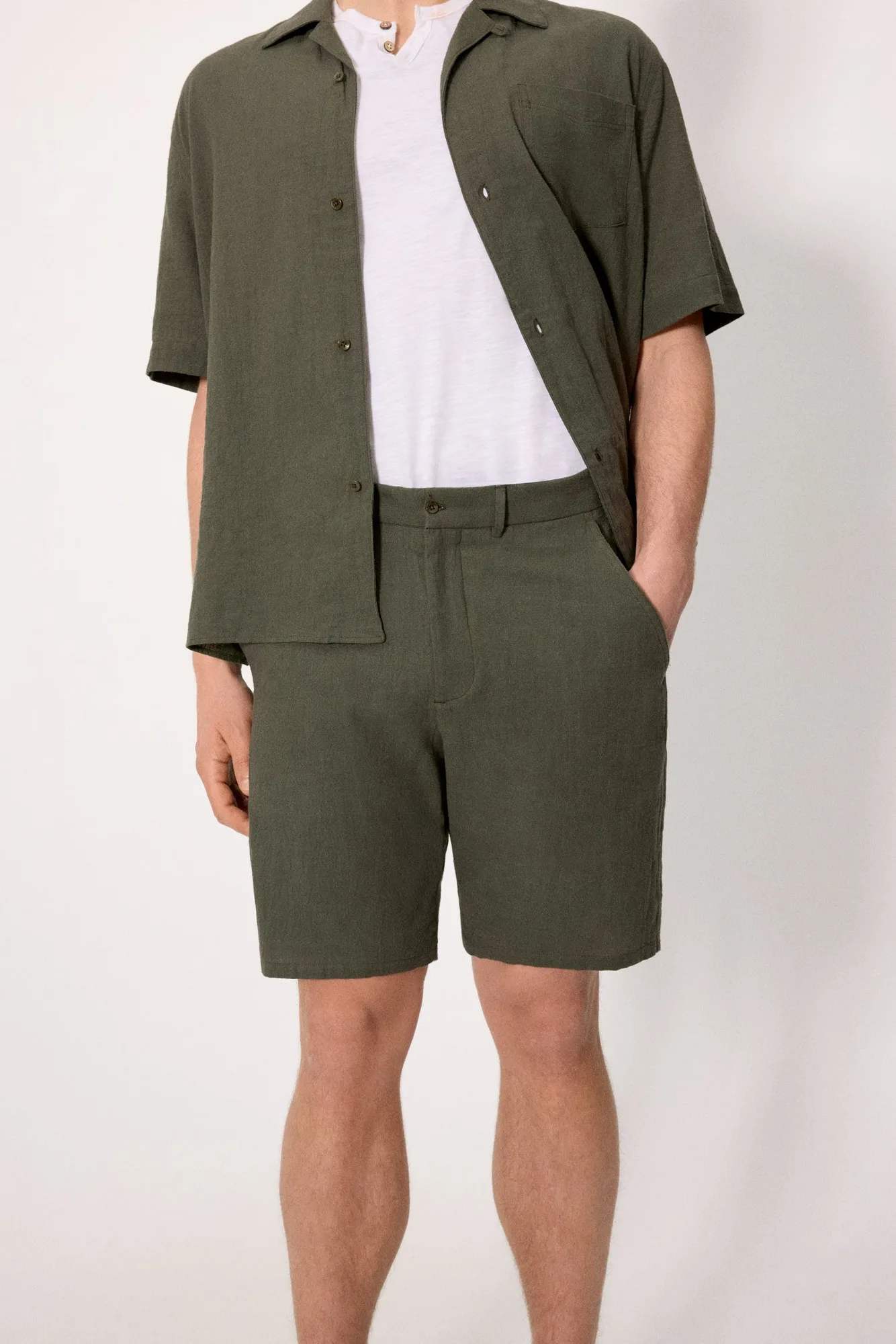 Pantalón corto algodón verde botella