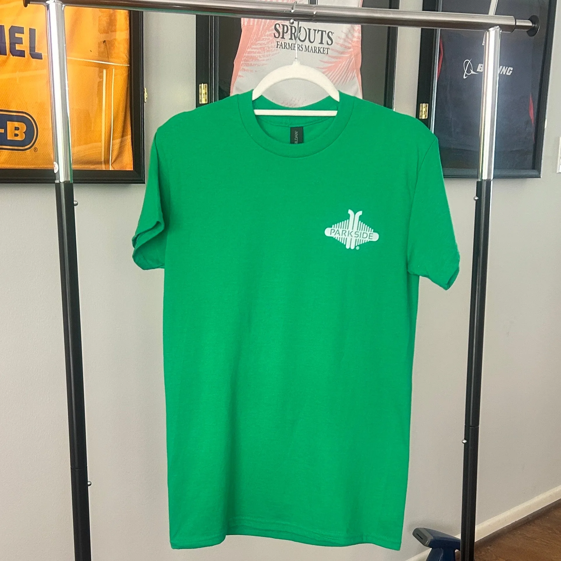 Cuidados para tu camiseta Parkside Logo Tee y mantenerla como nueva