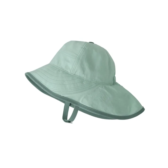 Come scegliere un cappellino solare per neonati in estate