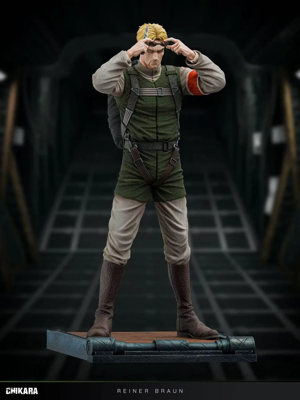 Pre-Order Closed CHIKARA Studio - Statue - Reiner Braun Parachute Version Attack on Titan