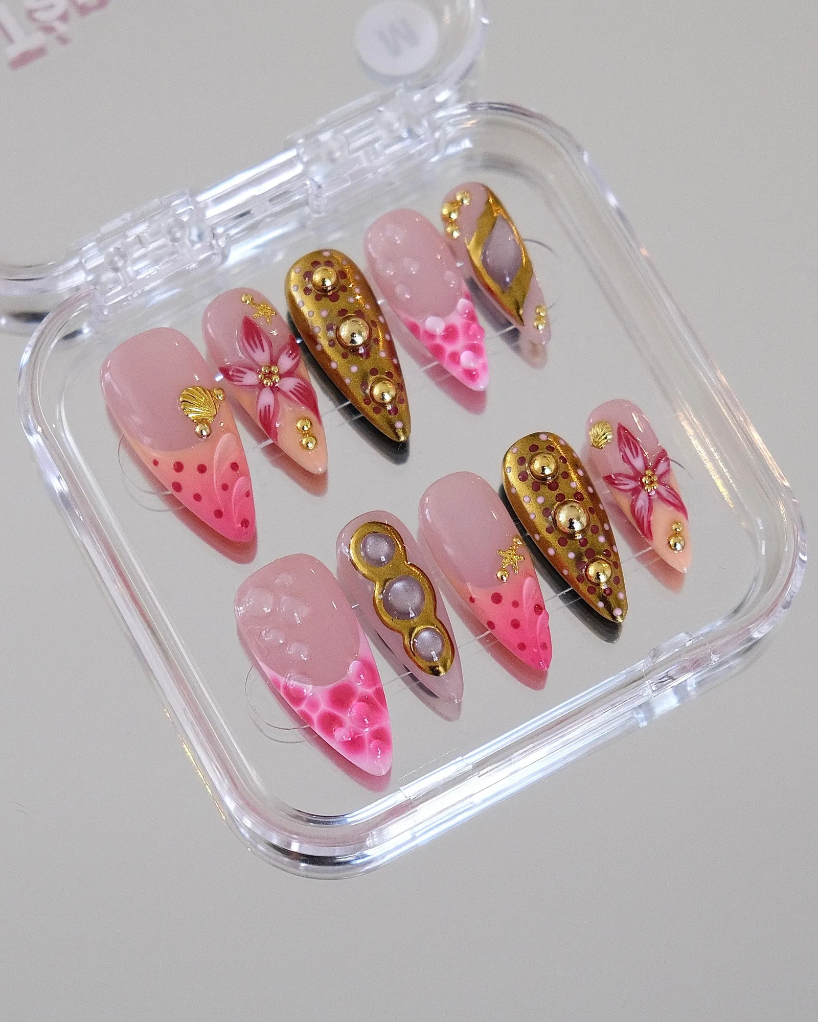 Peut-on réutiliser les ongles press-on Glazed Orchid ? Astuces et conseils