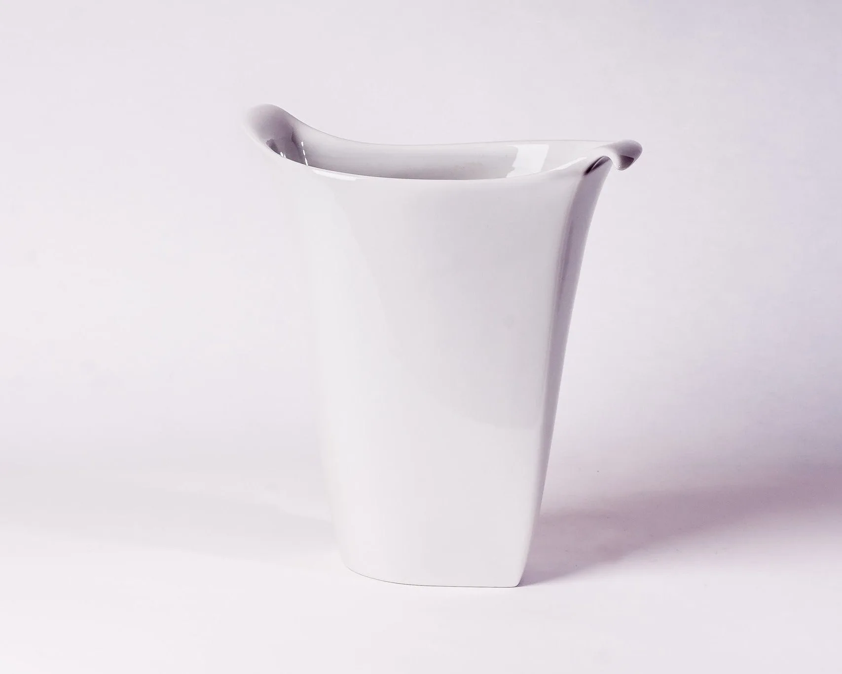Noa Vase Size Comparison: Which One Fits Your Space?