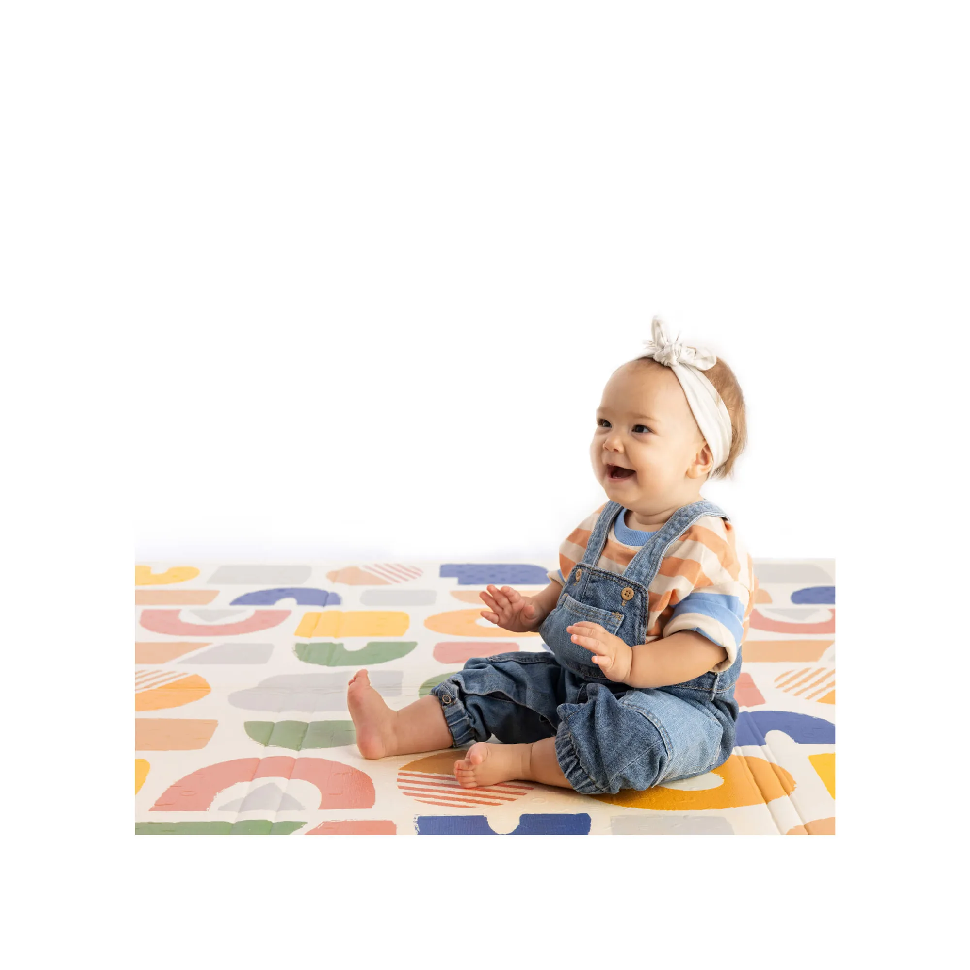VertiPlay Wall Toys vs. Traditional Floor Toys: Which Play Style Suits Your Child Better?