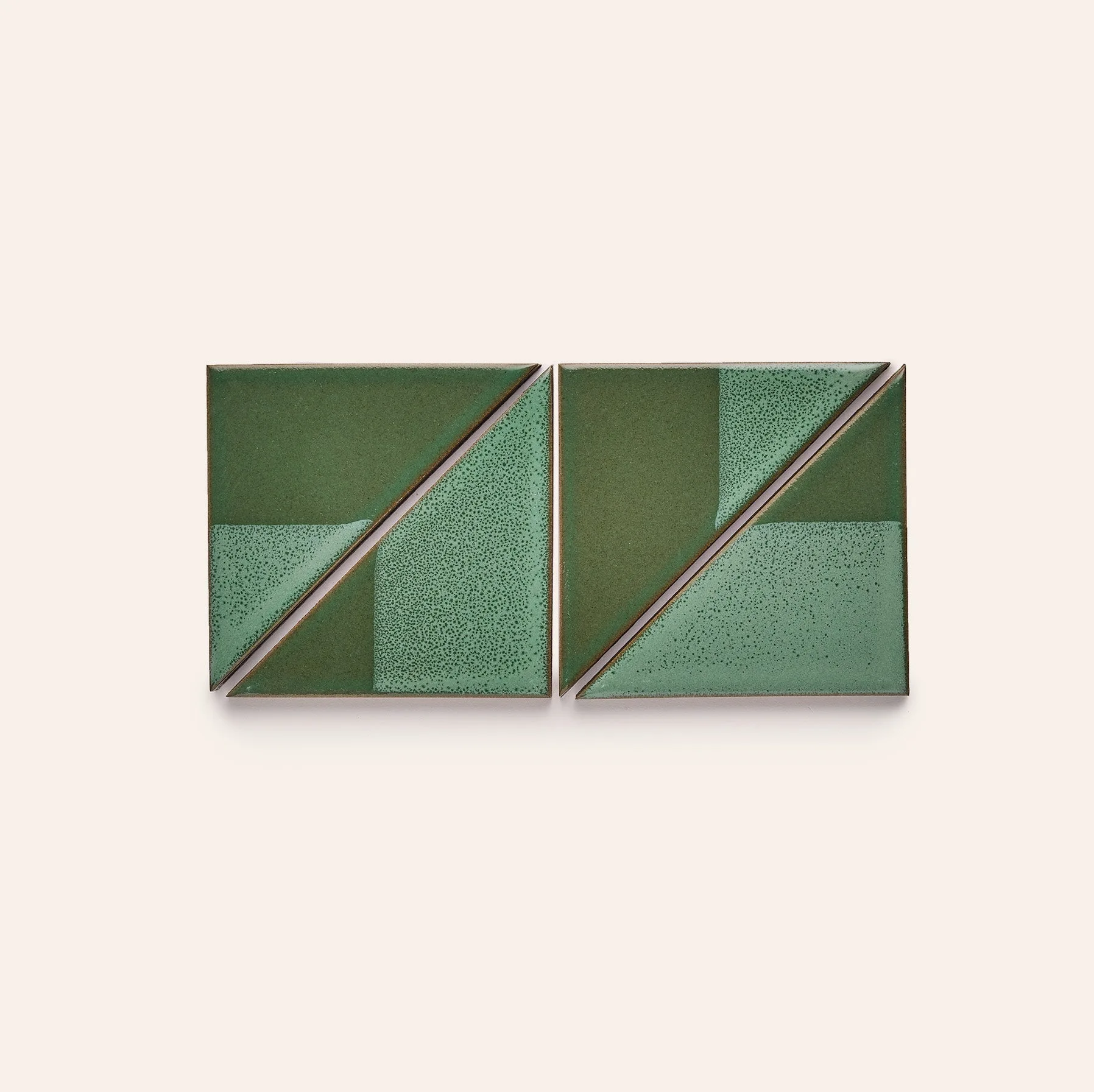DG18 Sample in Geyser Blend Triangles