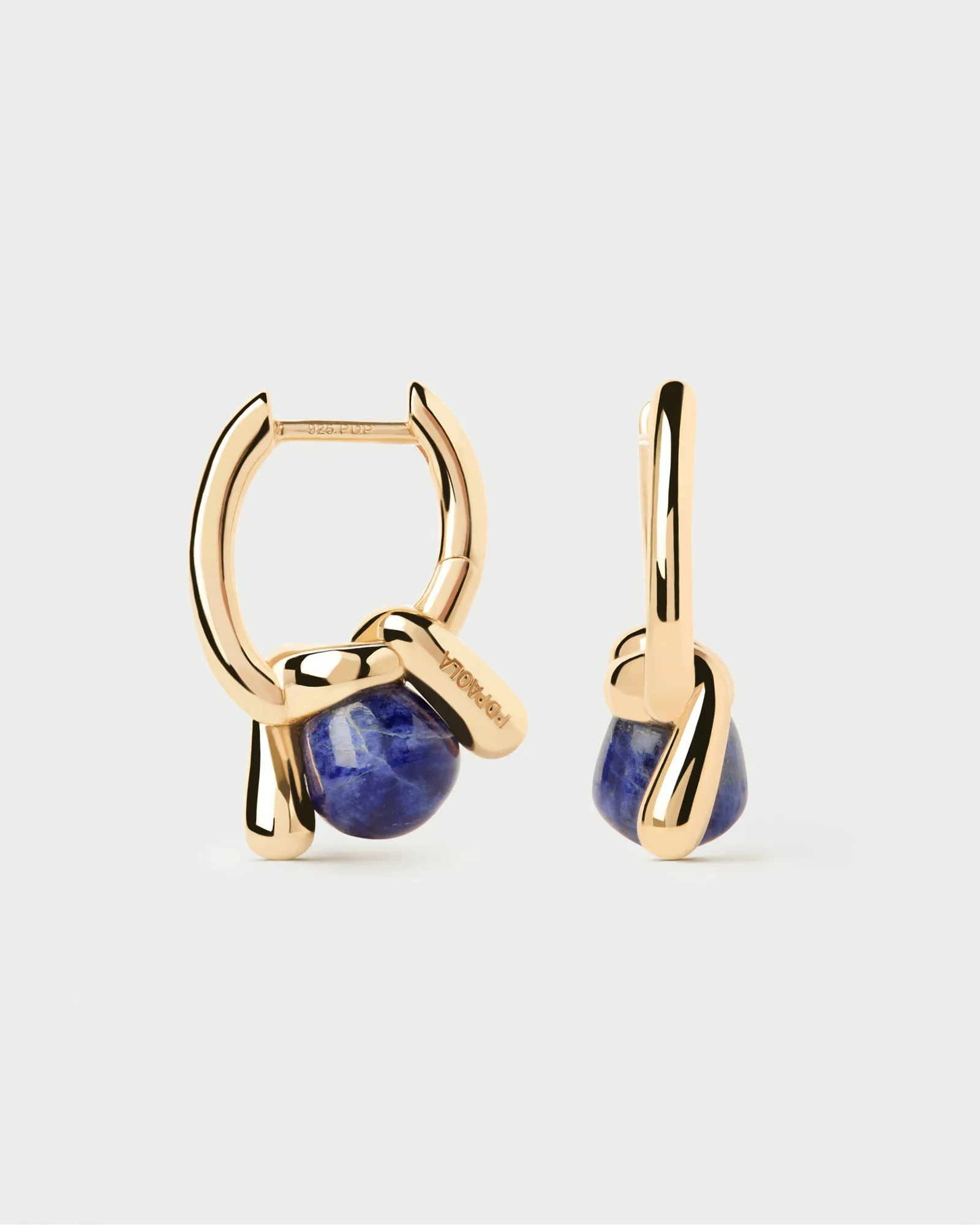 How to Mix and Match Earrings: A Complete Style Guide for the Ear Party Trend