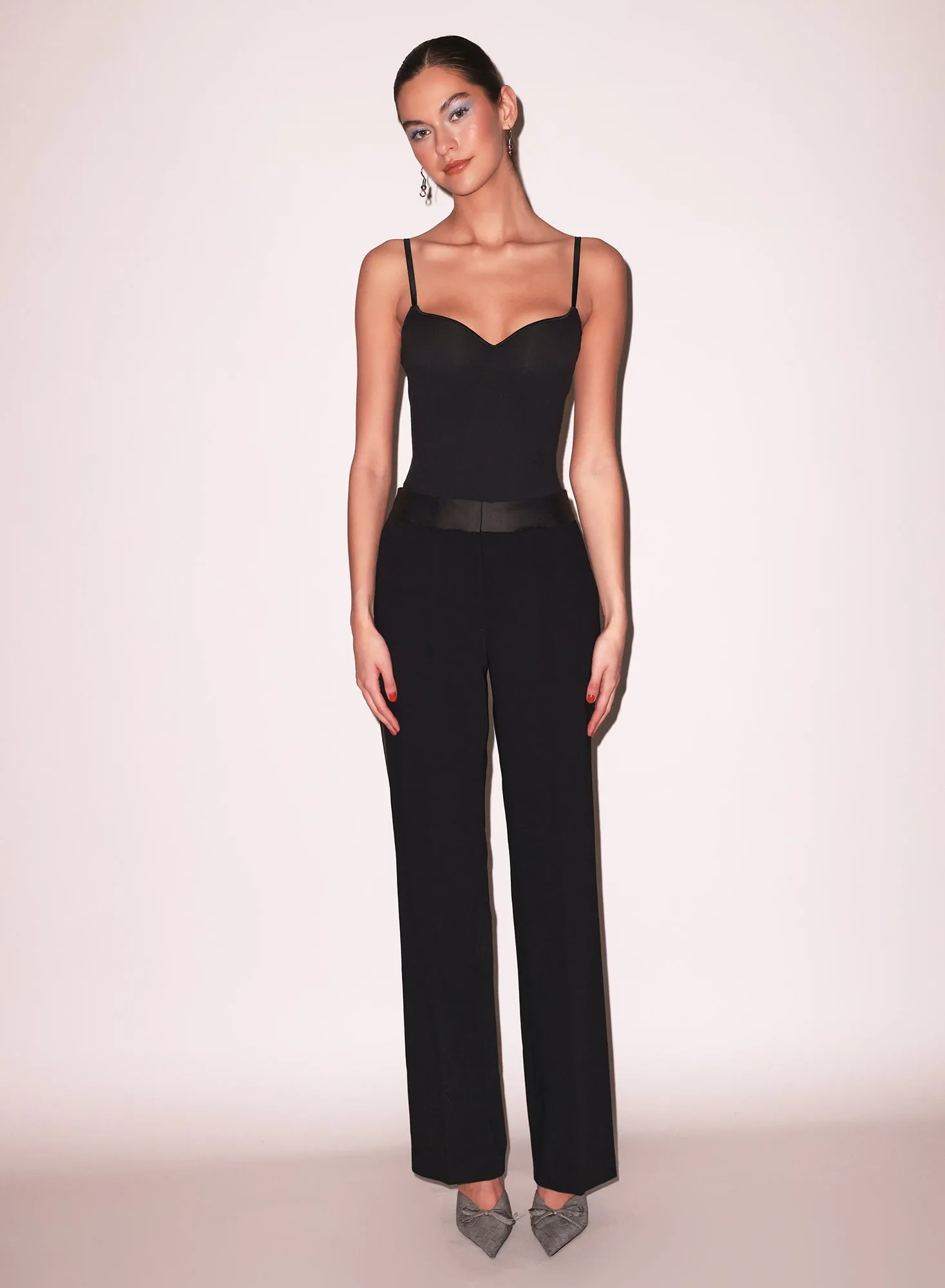 بنطلون توكسيدو