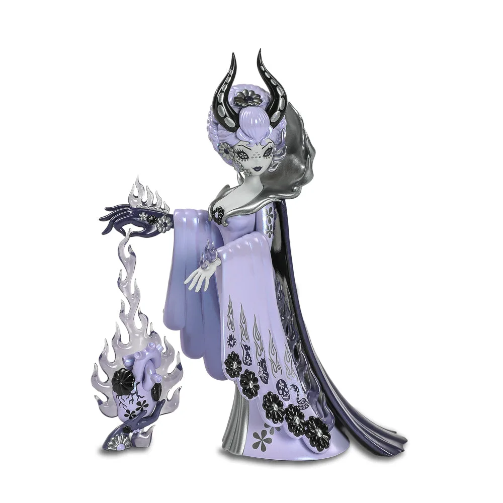 Witch Queen vs D100 Mickey Mouse : Quelle figurine artistique l'emporte ?