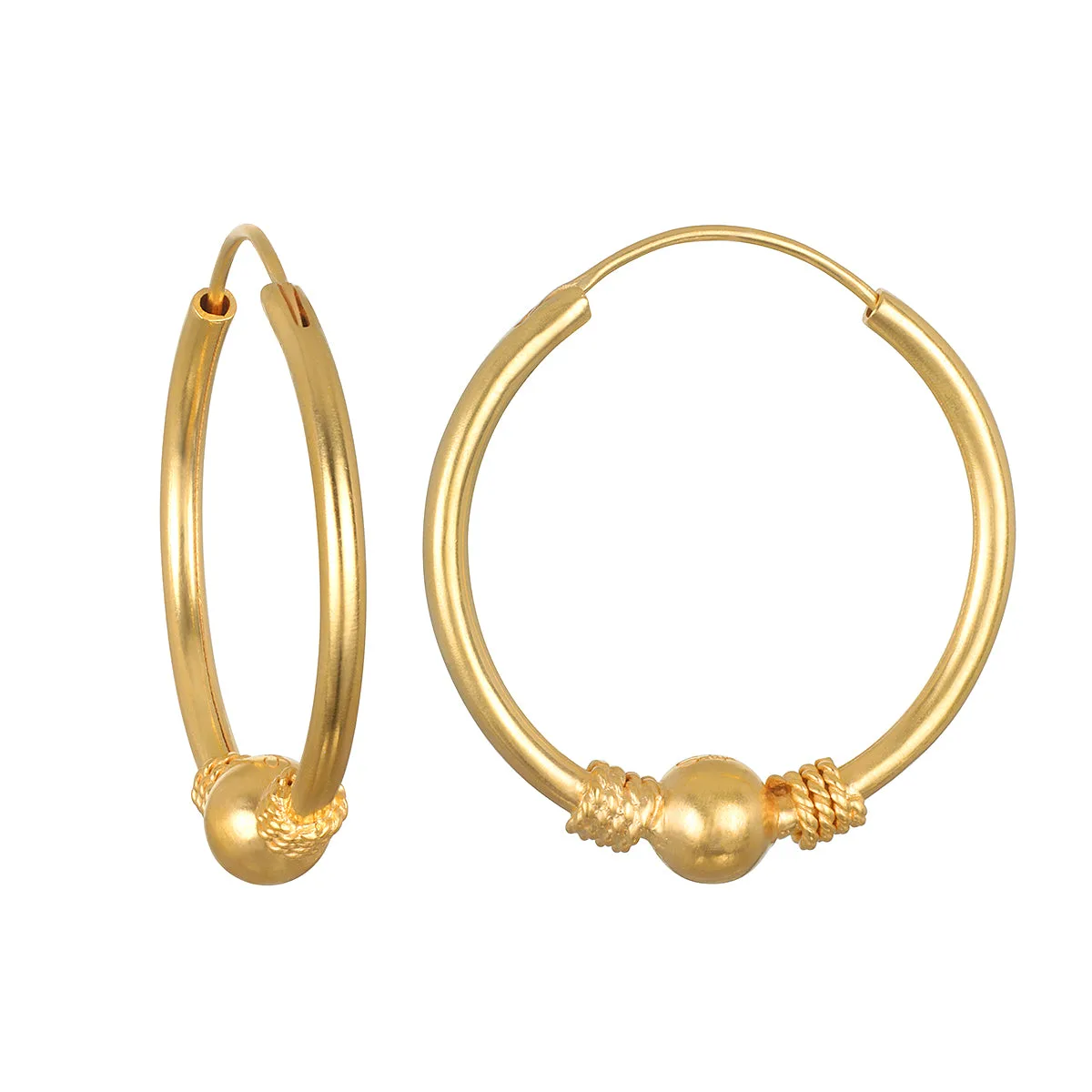 Boucles dorées ou en or 14 carats : lesquelles durent plus longtemps