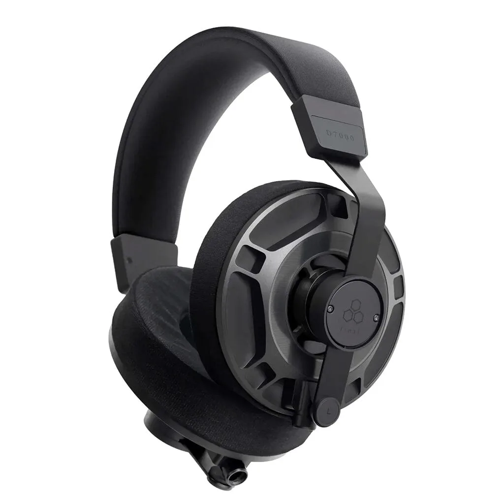 Sennheiser IE 900 vs Final Audio D7000: IEM Face-Off