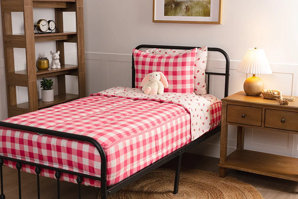 How to Choose the Perfect Pillow Cover for Your Bedroom Decor