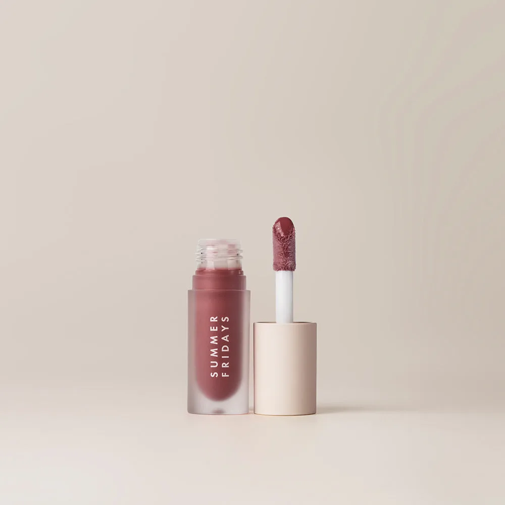 Lip Oil vs. Lip Gloss: Which Hydrates Better