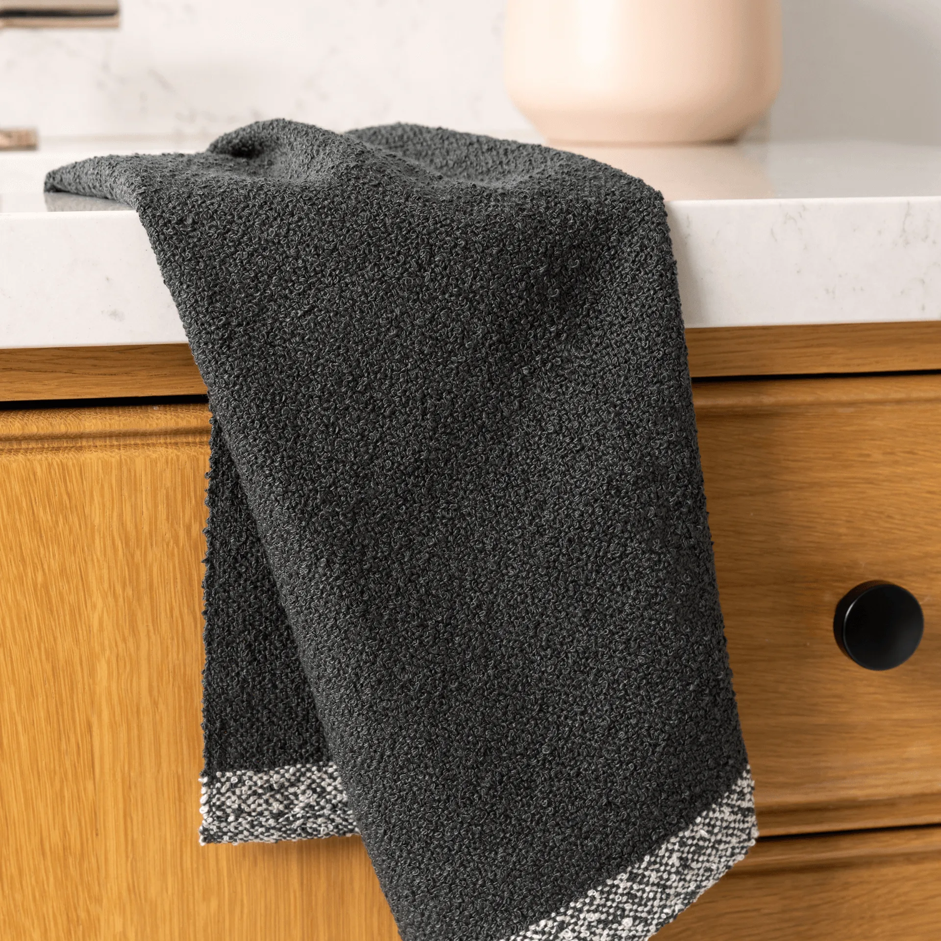 The Best Bamboo Blankets for Cozy Nights: A Detailed Review